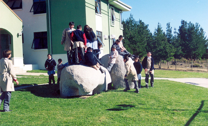 Escuela Básica María Olga Vega, Empedrado